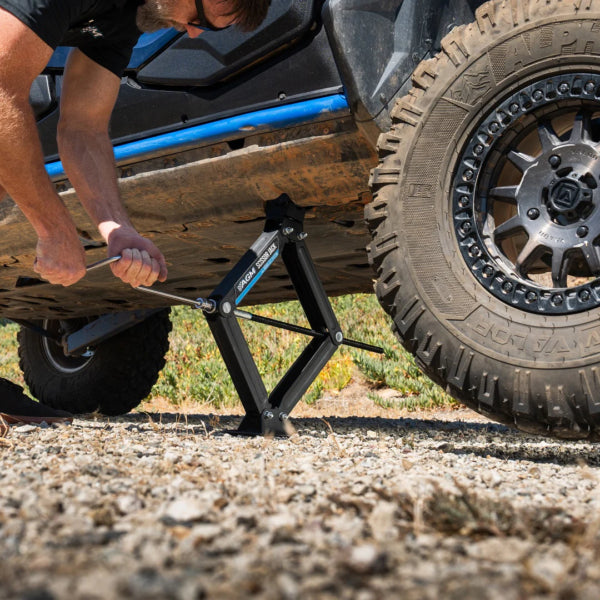 AGM Off-Road Scissor Jack - 1-Ton Capacity