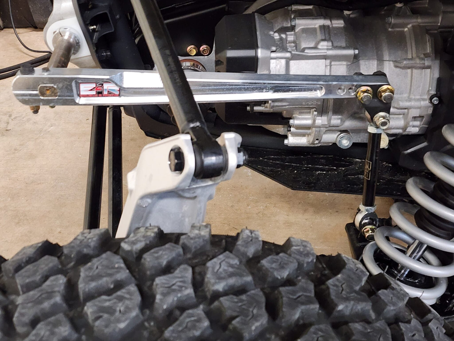 Double E Racing - Adjustable Maverick R Rear Sway Bar w/ Links By Double E Racing - UTVRaceShop.Com